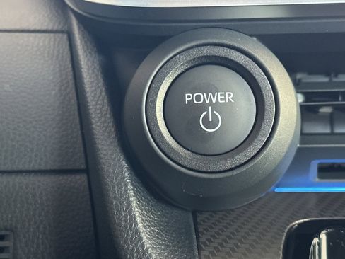 New 2026 Toyota Prius XLE FWD image 21
