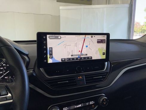 Certified 2024 Nissan Altima 2.0 SR image 26