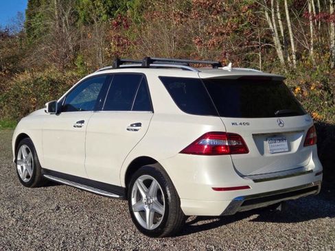 Used 2015 Mercedes-Benz ML 400 ML 400 AWD 4MATIC 4dr SUV image 11