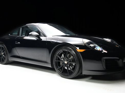 Used 2019 Porsche 911 Carrera RWD image 30
