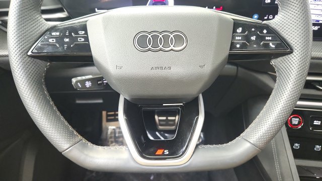 Used 2025 Audi SQ5 Premium Plus AWD/4WD image 57