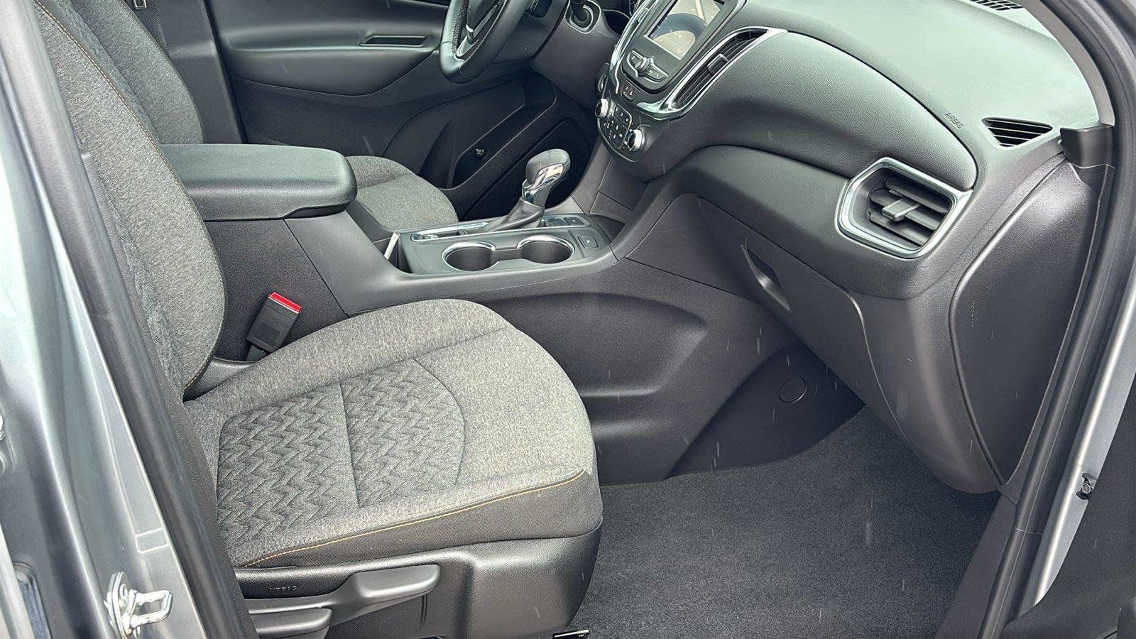 Certified 2024 Chevrolet Equinox LT AWD/4WD image 23