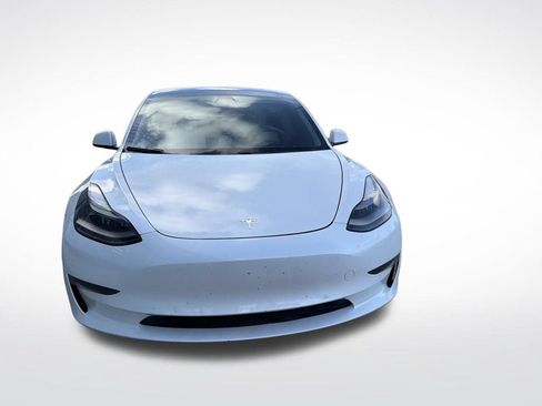 Used 2021 Tesla Model 3 Standard Range Plus RWD image 3