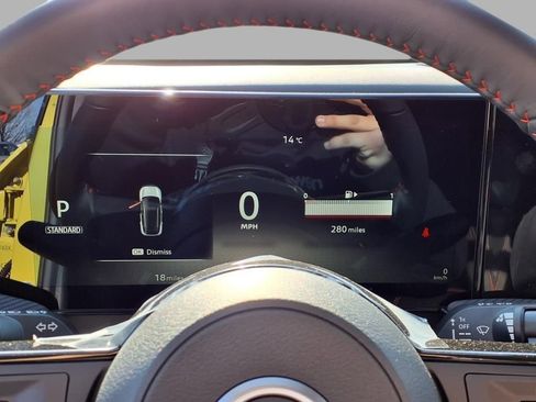 Certified 2025 Nissan Kicks SR image 17