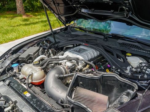 Used 2022 Ford Mustang Shelby GT500 w/ Technology Package image 16