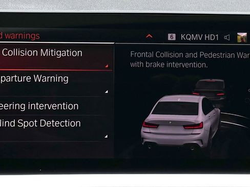 Used 2022 BMW 330i Sedan w/ M Sport Package image 26