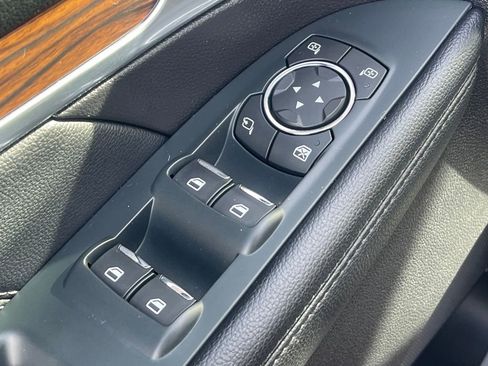 Used 2019 Ford Explorer Limited w/ Ford Safe & Smart Package image 19