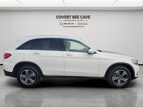 Used 2019 Mercedes-Benz GLC 300 image 11