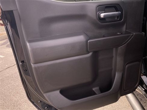 Used 2019 Chevrolet Silverado 1500 LT w/ All-Star Edition image 26