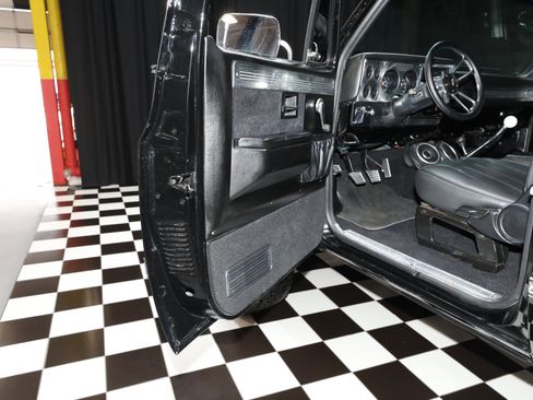 Used 1987 Chevrolet Blazer 4WD image 52