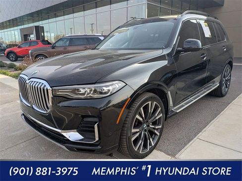 Used 2022 BMW X7 xDrive40i w/ Premium Package image 1