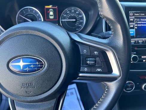 Used 2017 Subaru Impreza 2.0i Limited w/ Moonroof/BSD & Rcta/Eyesight image 26