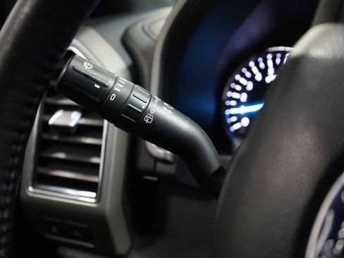 Used 2020 Ford Expedition Max XLT w/ Equipment Group 202A image 28