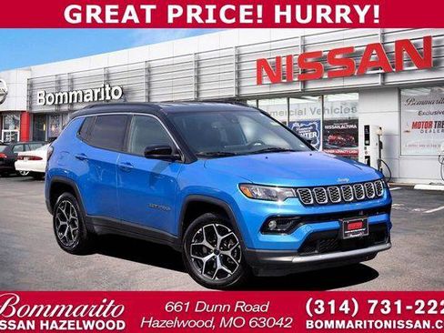 Used 2025 Jeep Compass Limited AWD/4WD image 1