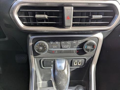 Used 2019 Ford EcoSport SE FWD image 17