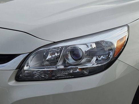 Used 2014 Chevrolet Malibu LT image 9