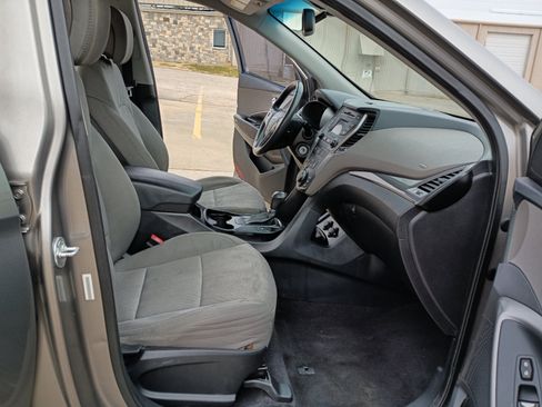 Used 2014 Hyundai Santa Fe Sport w/ Popular Equipment Package 02 image 19