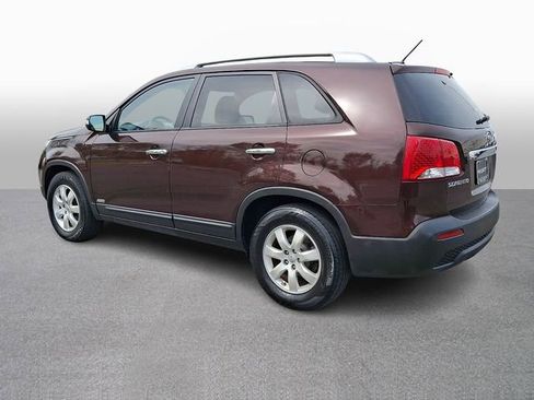 Used 2012 Kia Sorento LX w/ Third Row Pkg AWD/4WD image 6
