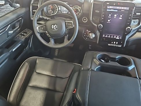 Used 2025 RAM 1500 Laramie image 24