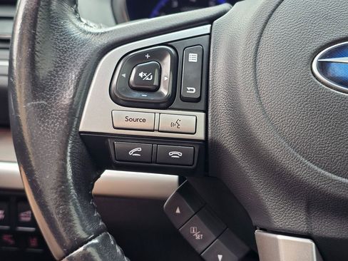 Used 2017 Subaru Outback 2.5i Limited AWD/4WD image 34