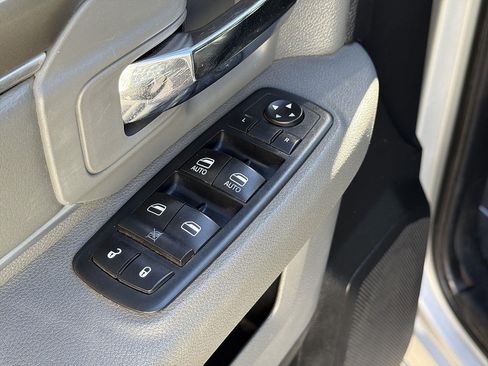 Used 2016 RAM 1500 Big Horn RWD image 19