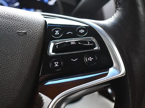 Used 2017 Cadillac Escalade ESV Luxury image 31