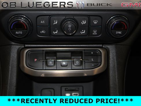 Certified 2021 GMC Acadia Denali w/ Denali Technology Package FWD image 25