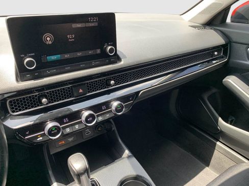 Used 2023 Honda Civic EX image 17