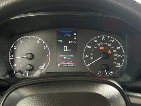 Used 2025 Toyota Corolla LE FWD image 20