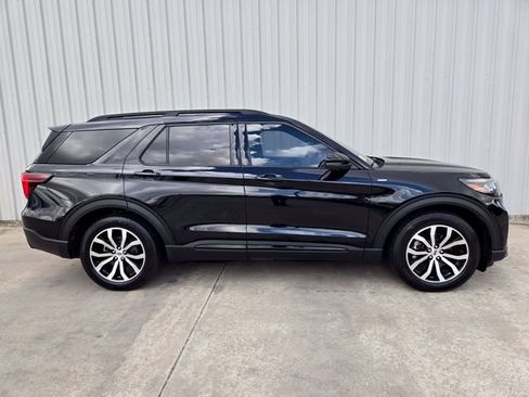 Used 2025 Ford Explorer ST-Line RWD image 5