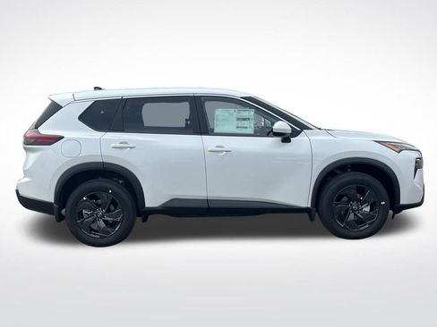 New 2026 Nissan Rogue SV image 6