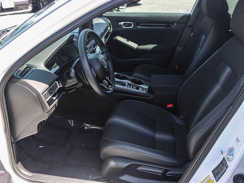Certified 2025 Honda Civic Sport image 18