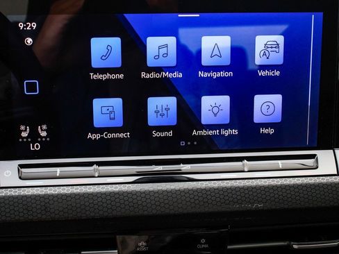 Used 2024 Volkswagen GTI SE image 21