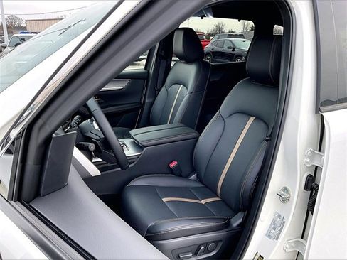 New 2026 MAZDA CX-90 3.3 Turbo w/ Premium Plus Pkg image 9