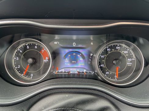 Certified 2020 Jeep Cherokee Limited AWD/4WD image 9