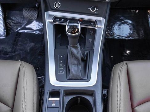 Certified 2023 Audi Q3 2.0T Premium Plus w/ Premium Plus Package image 20