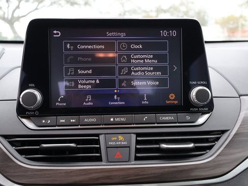 Used 2024 Nissan Altima 2.5 SV image 47