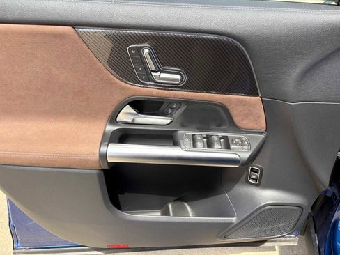 Used 2025 Mercedes-Benz GLA 250 image 13