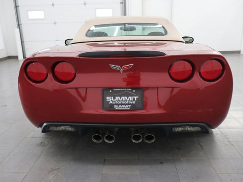 Used 2011 Chevrolet Corvette Grand Sport w/ Preferred Equipment Group RWD image 24