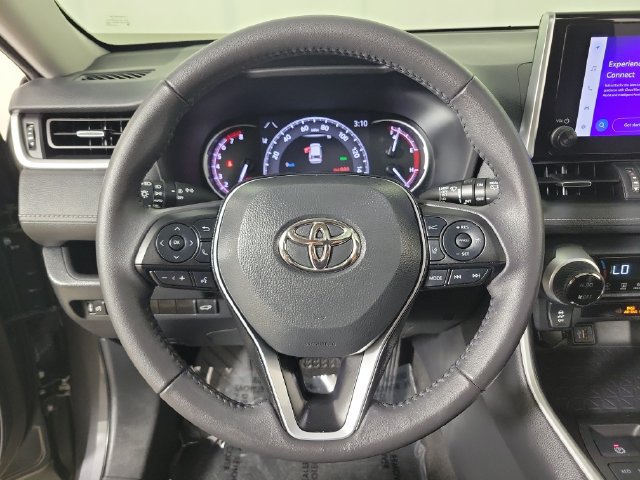 Used 2023 Toyota RAV4 XLE Premium AWD/4WD image 27
