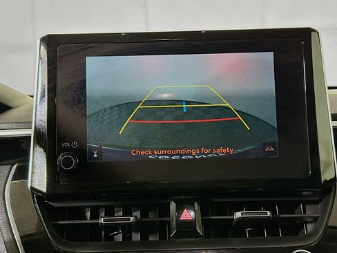 Used 2023 Toyota Corolla Cross XLE w/ Convenience Package AWD/4WD image 25