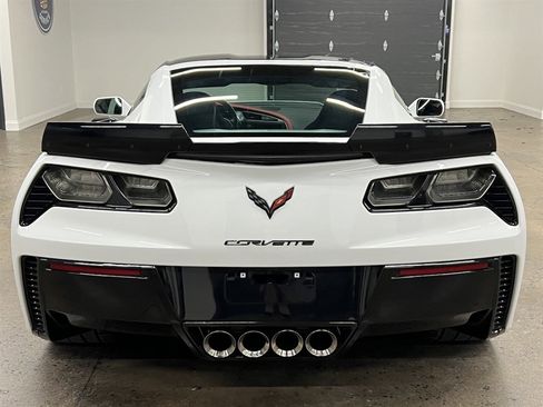 Used 2016 Chevrolet Corvette Z06 w/ 3LZ Preferred Equipment Group image 11