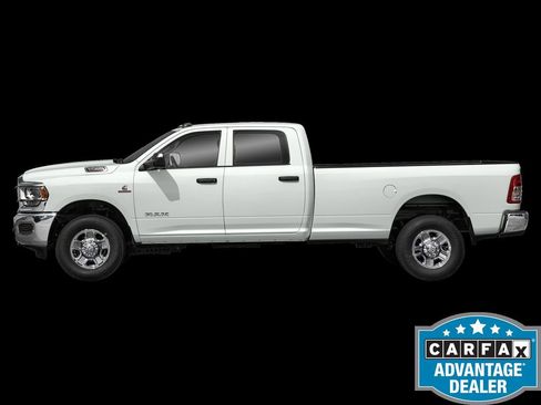 Used 2022 RAM 2500 Tradesman AWD/4WD image 3