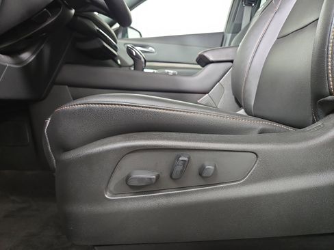 Used 2022 Cadillac XT4 Sport image 33