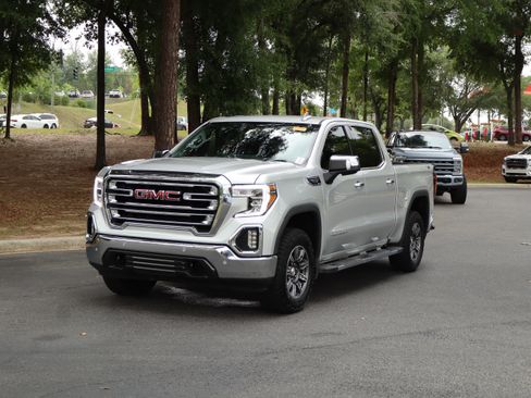 Used 2022 GMC Sierra 1500 SLT w/ SLT Premium Plus Package AWD/4WD image 26