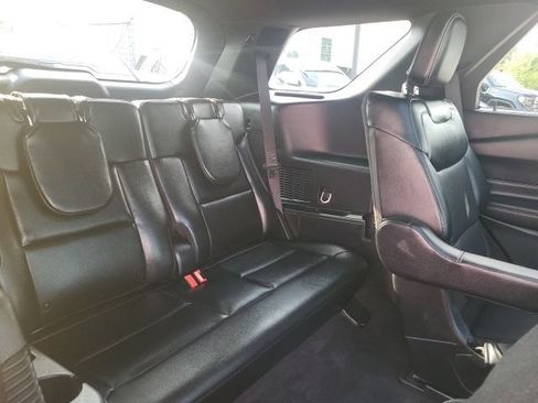 Used 2024 Ford Explorer ST w/ Technology Package AWD/4WD image 17