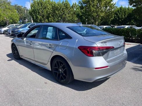 Used 2023 Honda Civic Sport image 4