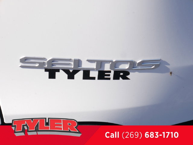 Used 2024 Kia Seltos X-Line AWD/4WD image 12