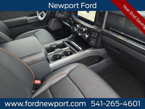 New 2026 Ford F250 Lariat w/ Black Appearance Package image 15