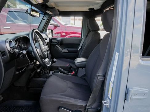 Used 2014 Jeep Wrangler Unlimited Sport w/ Quick Order Package 23S AWD/4WD image 23